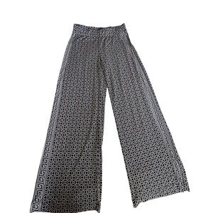 5 for $40 
The Wide Leg Pull Up Elastic Band BlackWhite Geometric Wide m Pants M